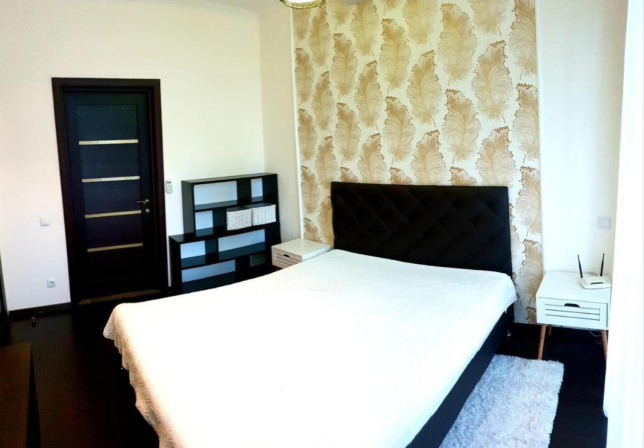 אודסה Sigurd Hall Apartments מראה חיצוני תמונה